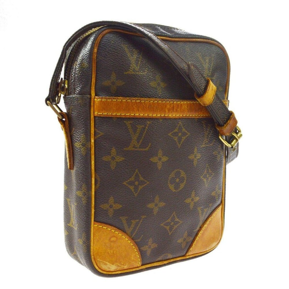 LOUIS VUITTON DANUBE